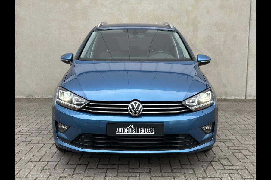 Volkswagen Golf Sportsvan 1.4 TSI Highline Xenon 17' Massage