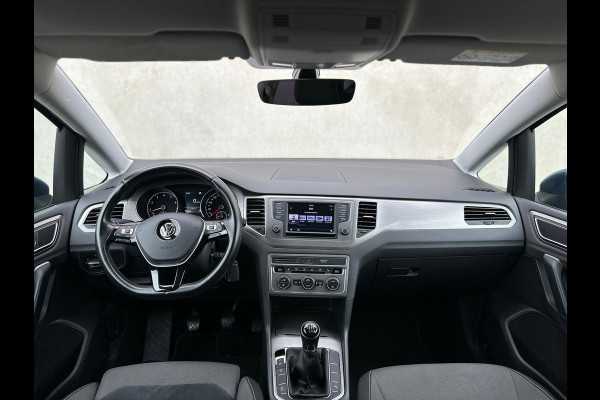 Volkswagen Golf Sportsvan 1.4 TSI Highline Xenon 17' Massage