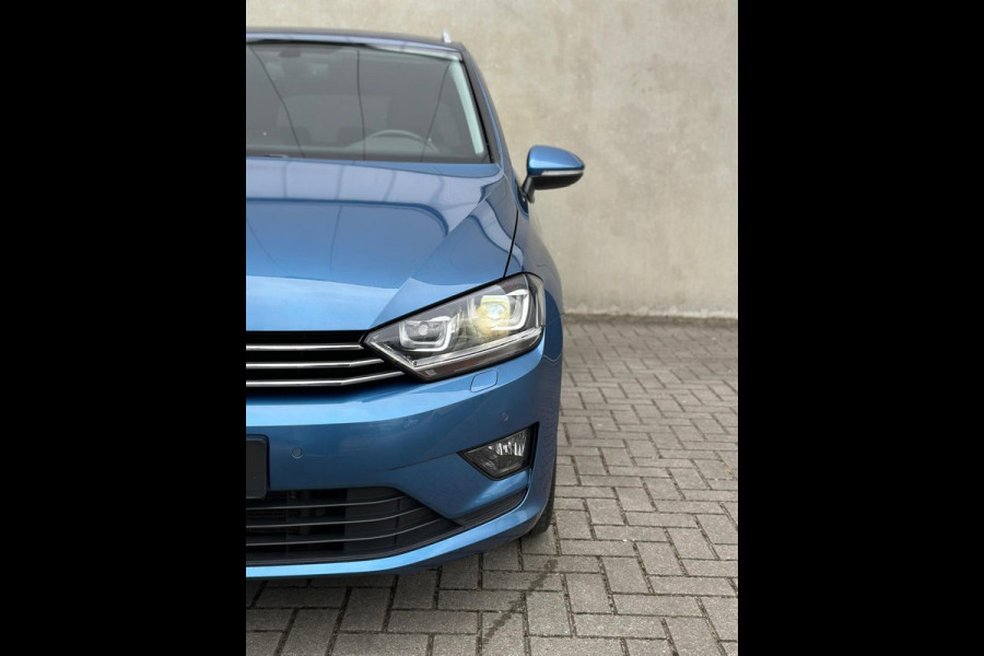 Volkswagen Golf Sportsvan 1.4 TSI Highline Xenon 17' Massage