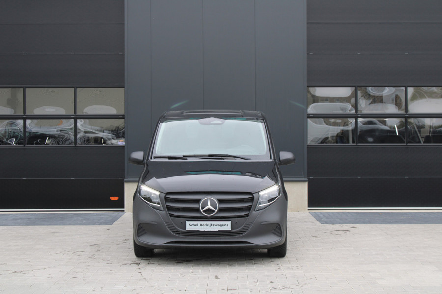 Mercedes-Benz Vito 114CDI L2 Pro - Distronic - 360 camera - Multibeam LED - Betimmering - Trekhaak 2500kg - Navigatie - Rijklaar