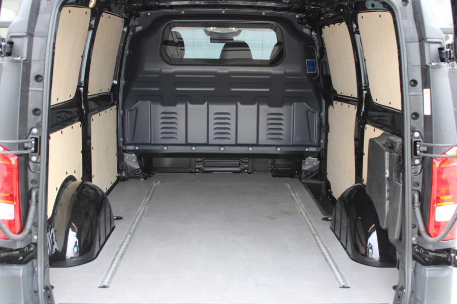 Mercedes-Benz Vito 114CDI L2 Pro - Distronic - 360 camera - Multibeam LED - Betimmering - Trekhaak 2500kg - Navigatie - Rijklaar