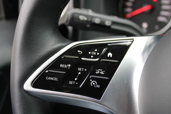 Mercedes-Benz Vito 114CDI L2 Pro - Distronic - 360 camera - Multibeam LED - Betimmering - Trekhaak 2500kg - Navigatie - Rijklaar