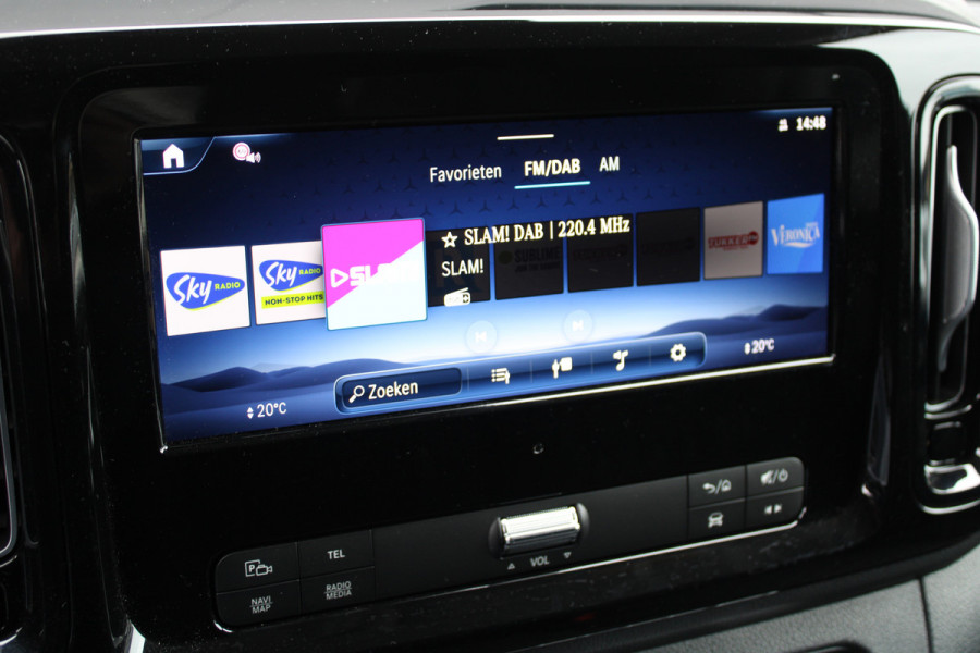 Mercedes-Benz Vito 114CDI L2 Pro - Distronic - 360 camera - Multibeam LED - Betimmering - Trekhaak 2500kg - Navigatie - Rijklaar