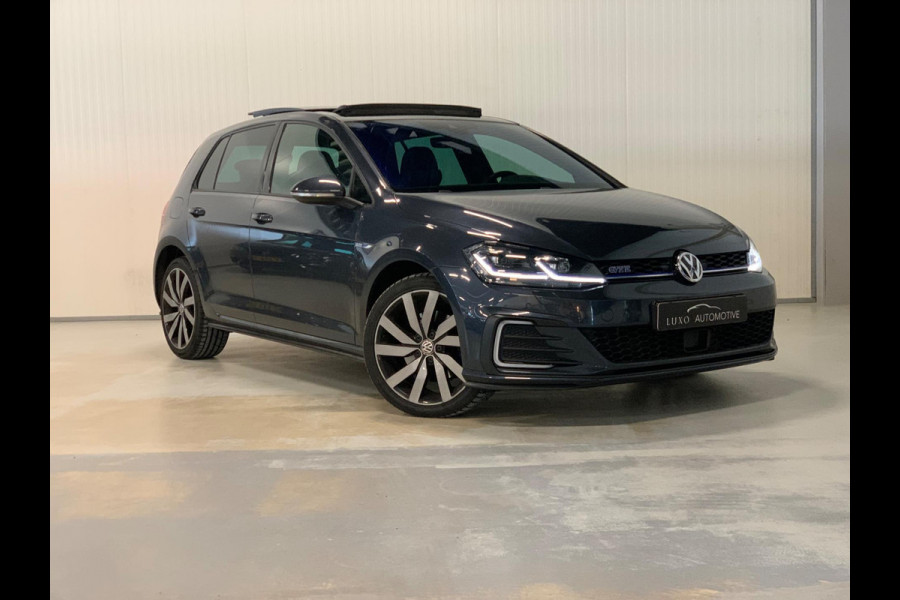 Volkswagen Golf 1.4 TSI PHEV GTE | PANO | ACC | CAMERA | MISTLAMPEN