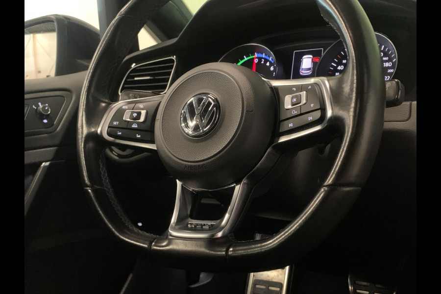 Volkswagen Golf 1.4 TSI PHEV GTE | PANO | ACC | CAMERA | MISTLAMPEN