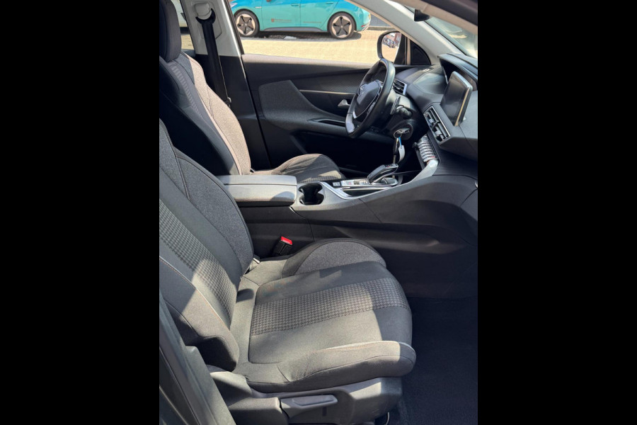 Peugeot 3008 1.2 PureTech STYLE Edition - Navigatie/Apple CarPlay I LED I PDC I Airco I Sport velgen I Dealer onderhouden