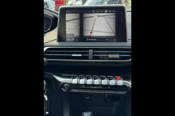 Peugeot 3008 1.2 PureTech STYLE Edition - Navigatie/Apple CarPlay I LED I PDC I Airco I Sport velgen I Dealer onderhouden