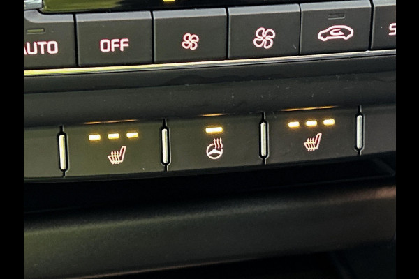 Kia Ceed 1.0 T-GDi DynamicLine (Goed onderhouden, PDC, Stoel en stuur verwarming, Cruise control, Lane Assist, Etc)
