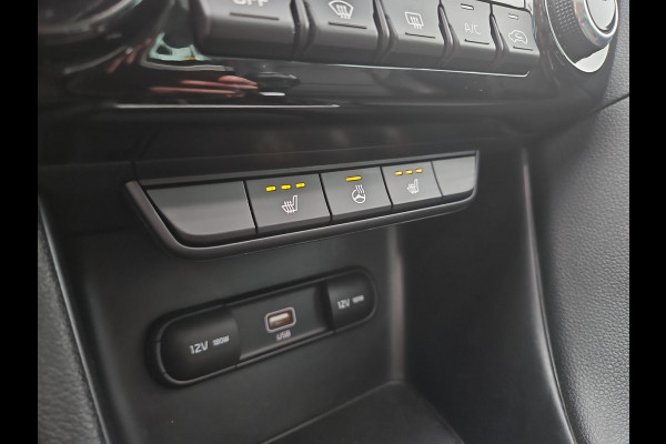 Kia Sportage 1.6 T-GDI GT-Line | Stoel- en Stuurverwarming | Trekhaak | LMV | 1e Eigenaar |