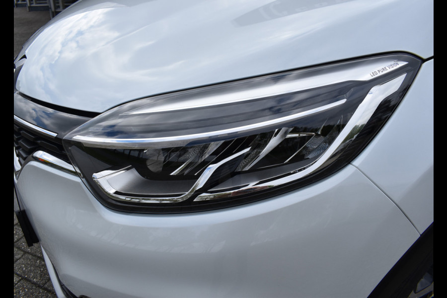 Renault Captur 0.9 TCe Intens / Navigatie / 17" LM / Sensoren achter / Carplay / Keyless