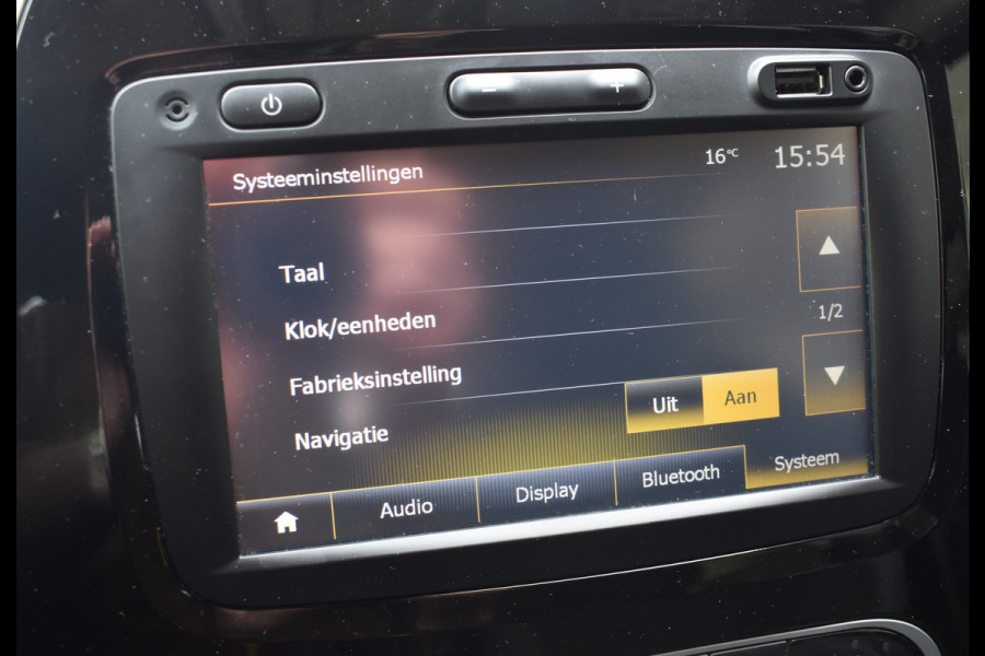 Renault Captur 0.9 TCe Intens / Navigatie / 17" LM / Sensoren achter / Carplay / Keyless