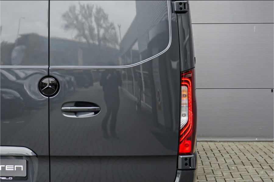Mercedes-Benz Sprinter 319 1.9 CDI L2H1 Black Pack Luxe BPM Vrij Trekhaak