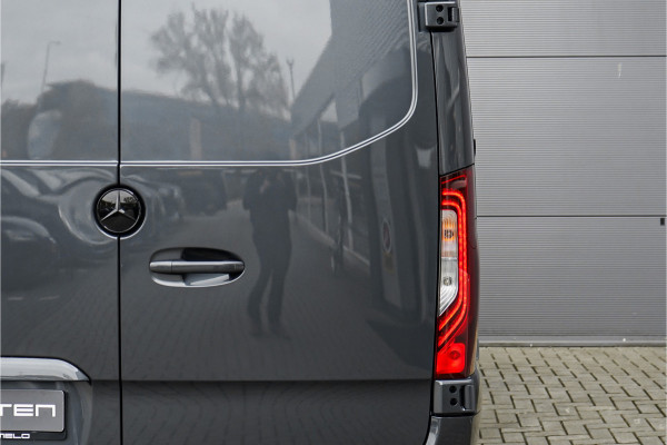 Mercedes-Benz Sprinter 319 1.9 CDI L2H1 Black Pack Luxe BPM Vrij Trekhaak