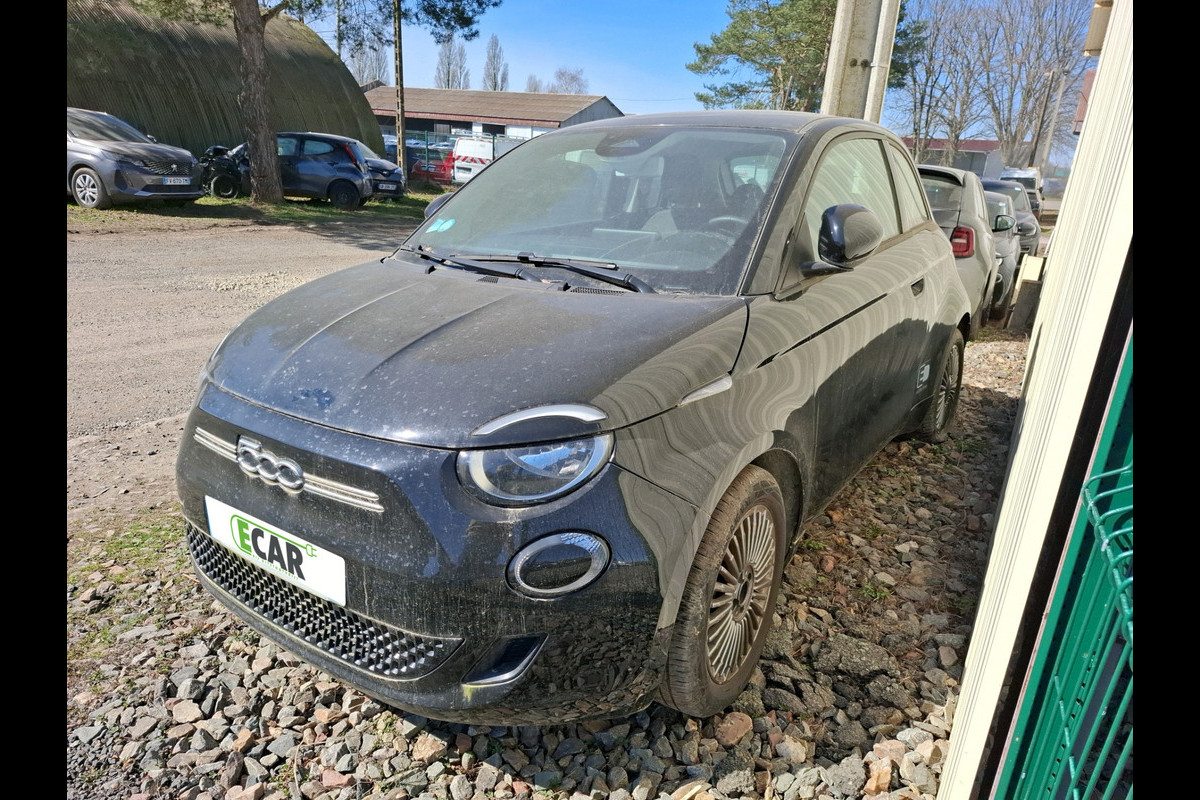 Fiat 500E Icon 3+1 42 kWh | Pdc | LM Velgen | Fiat 500E Icon 3+1 42 kWh | Pdc | LM Velgen |