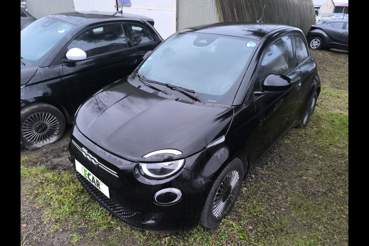Fiat 500E Icon 3+1 42 kWh | LM Velgen | Pdc |