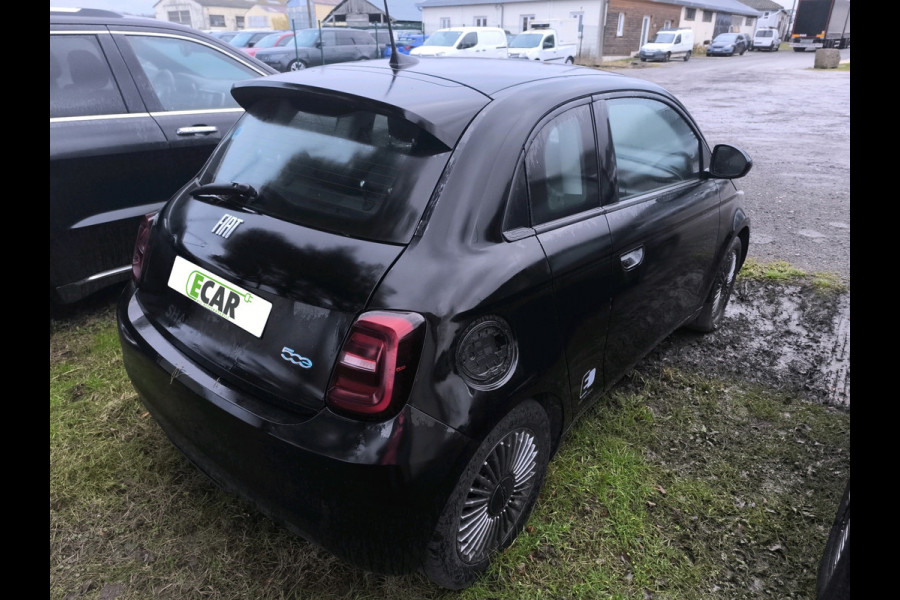 Fiat 500E Icon 3+1 42 kWh | LM Velgen | Pdc |