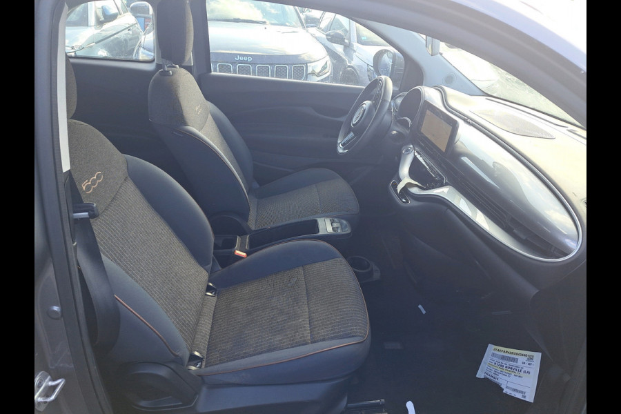 Fiat 500E Icon 3+1 42 kWh | Navigatie | LM Velgen |