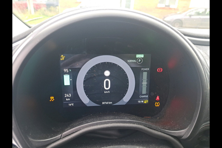 Fiat 500E Icon 3+1 42 kWh | Navigatie | LM Velgen | Pdc |