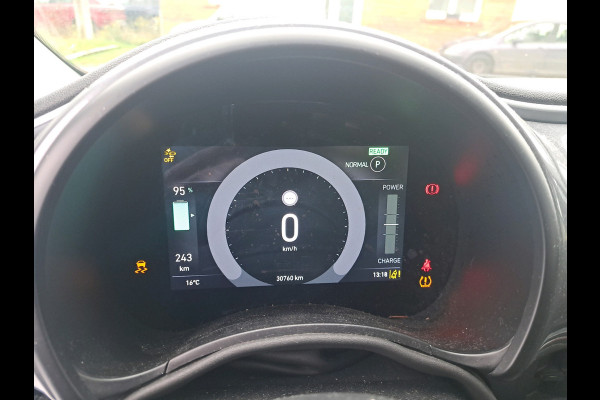 Fiat 500E Icon 3+1 42 kWh | Navigatie | LM Velgen | Pdc |
