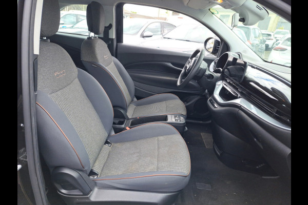 Fiat 500E Icon 3+1 42 kWh | Navigatie | LM Velgen |