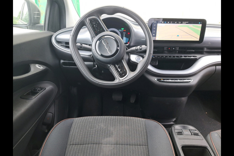 Fiat 500E Icon 3+1 42 kWh | Navigatie | LM Velgen |