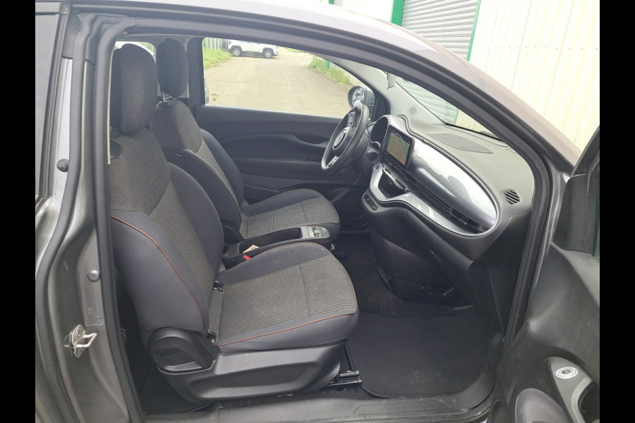Fiat 500E Icon 3+1 42 kWh | Navigatie | LM Velgen |