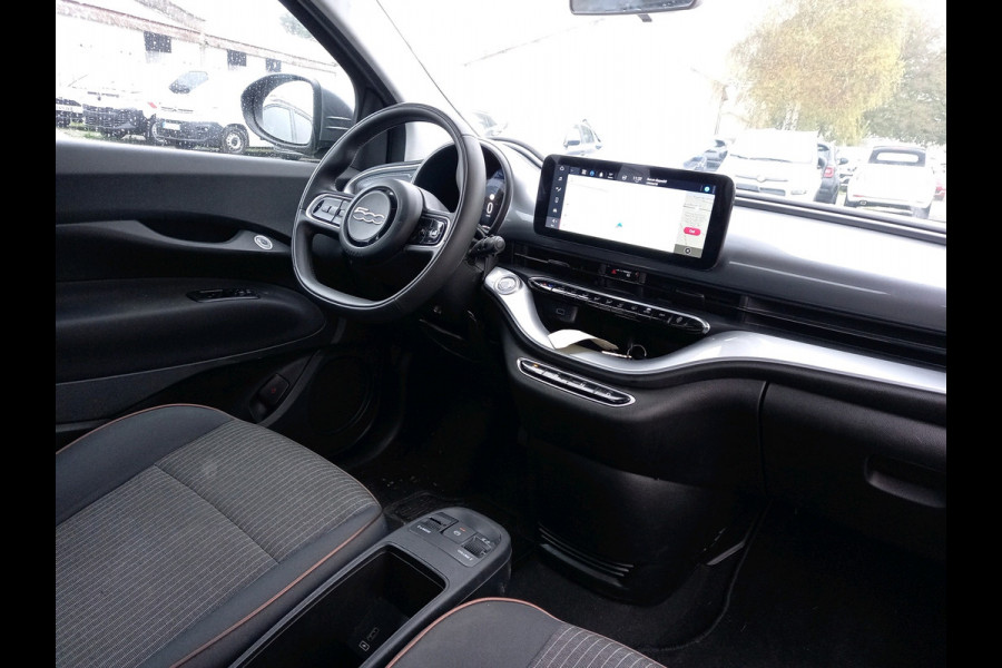 Fiat 500E Icon 3+1 42 kWh | Navigatie | LM Velgen |