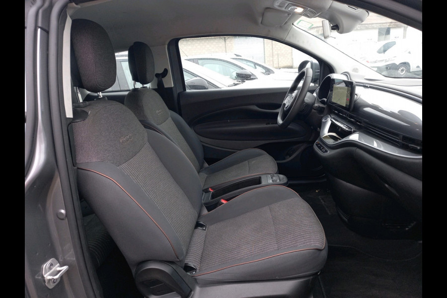 Fiat 500E Icon 3+1 42 kWh | Navigatie | LM Velgen |