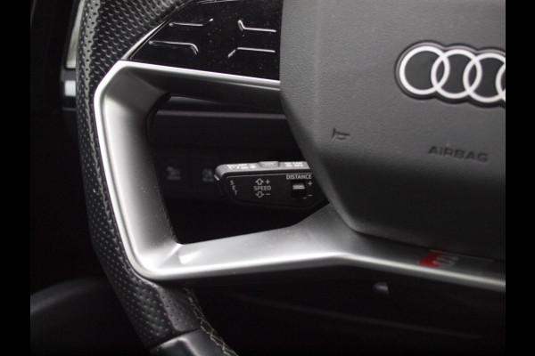 Audi Q4 e-tron 40 Launch edition S Competition 77 kWh | Camera | Apple Carplay | Cruise Control | Trekhaak |