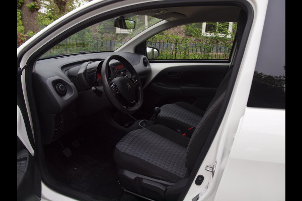 Peugeot 108 1.0 e-VTi Active | DAB | Bluetooth | Airco | Dealeronderhouden |