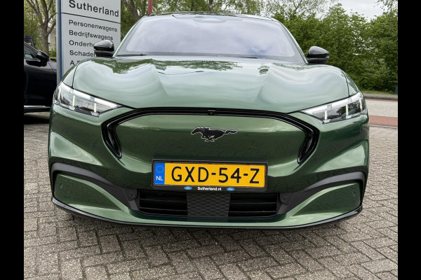 Ford Mustang Mach-E Extended Premium RWD 98 kWh B&O Audio | Panorama dak | Afneembare Trekhaak | Zwarte Velgen