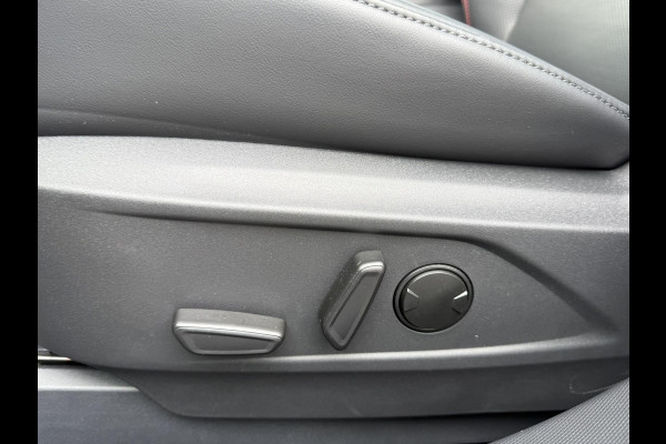 Ford Mustang Mach-E Extended Premium RWD 98 kWh B&O Audio | Panorama dak | Afneembare Trekhaak | Zwarte Velgen