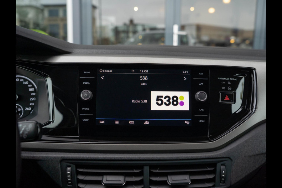 Volkswagen Polo 1.0 TSI 95PK Comfortline / Adaptive Cruise / CarPlay / Navigatie / DAB+