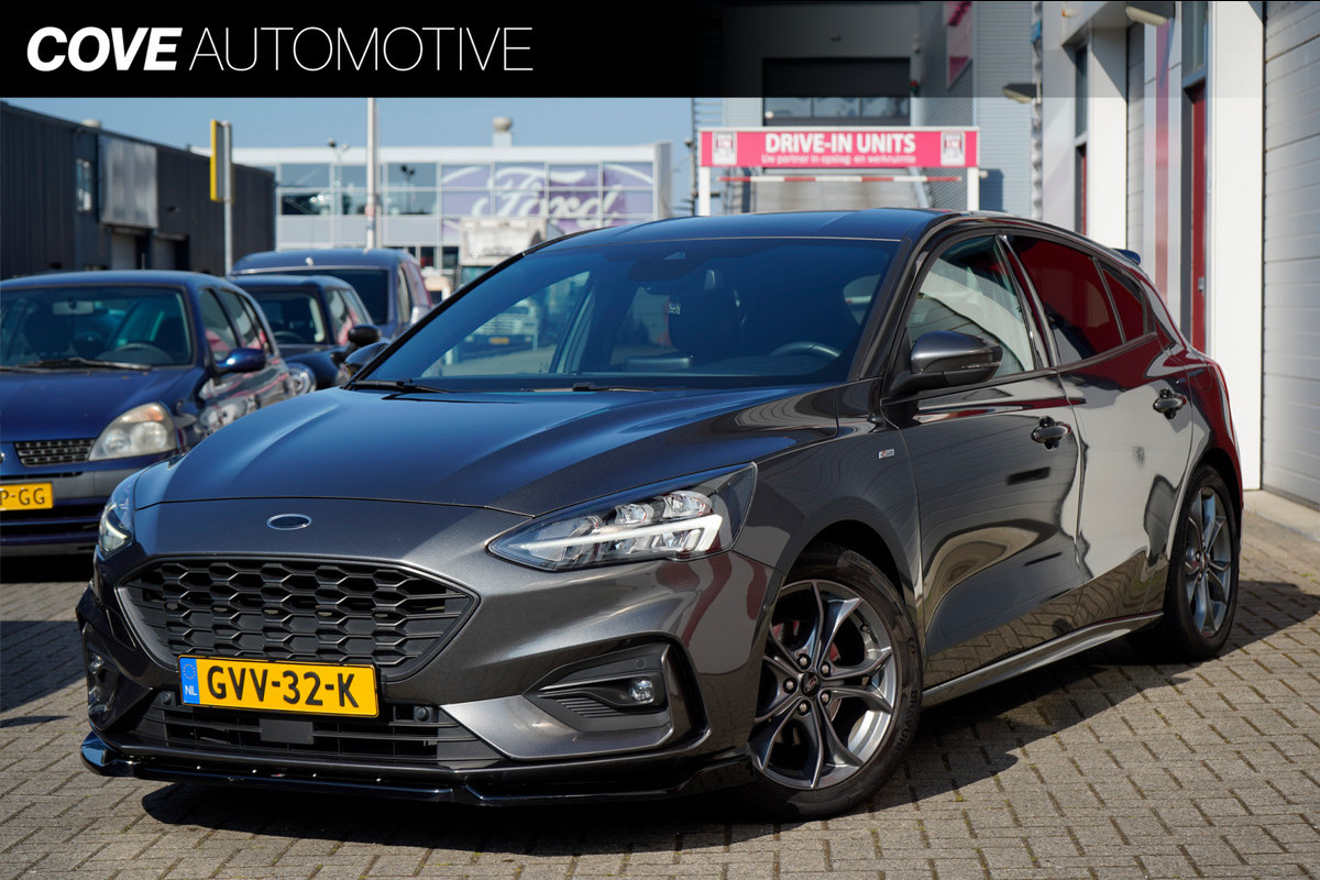 Ford Focus 1.0 EcoBoost ST Line Business | CRUISE | KEYLESS Ford Focus 1.0 EcoBoost ST Line Business | CRUISE | KEYLESS