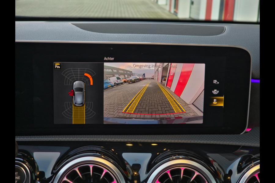 Mercedes-Benz A-Klasse 220 Premium Plus AMG-Line VOL