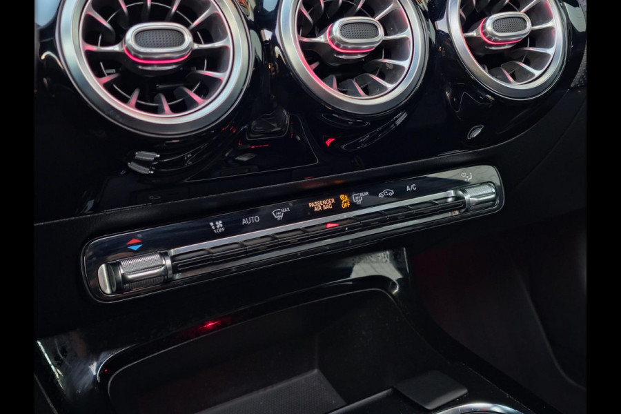 Mercedes-Benz A-Klasse 220 Premium Plus AMG-Line VOL
