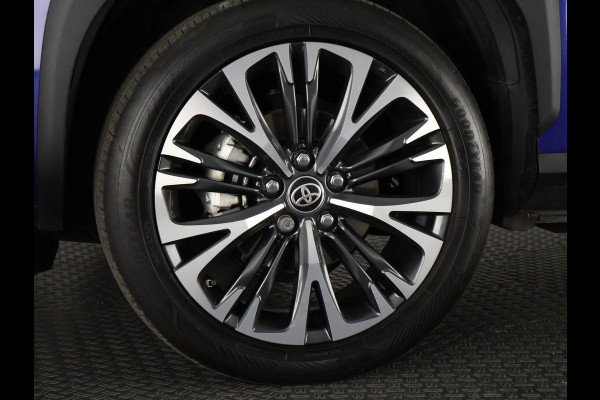 Toyota Yaris Cross 1.5 Hybrid Executive | Panoramadak | JBL-Audio | Parkeersensoren Voor & Achter |