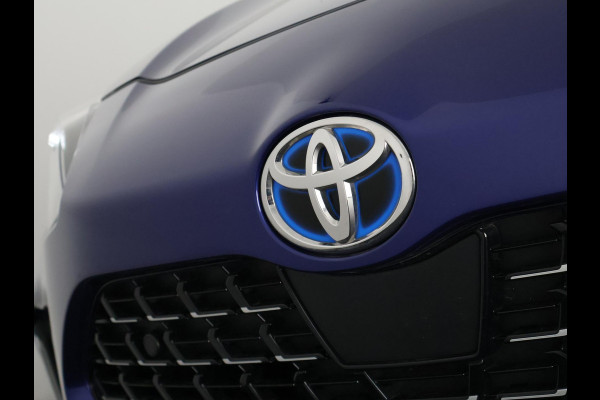 Toyota Yaris Cross 1.5 Hybrid Executive | Panoramadak | JBL-Audio | Parkeersensoren Voor & Achter |