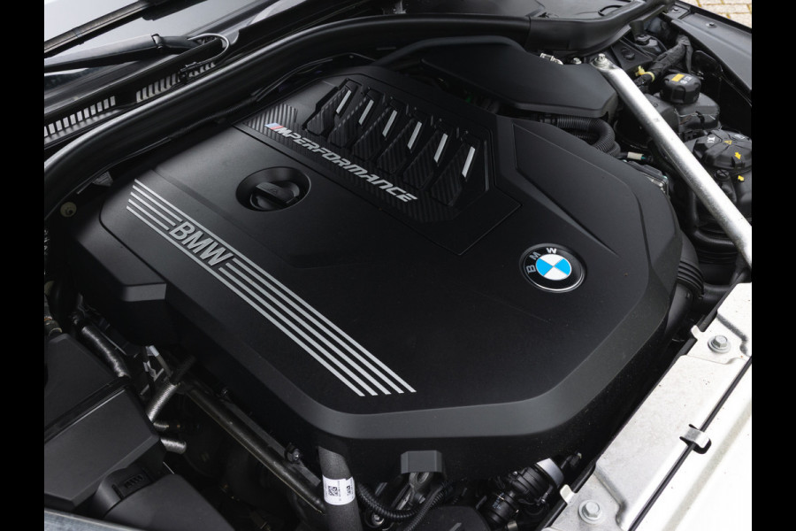 BMW 4 Serie Cabrio M440i xDrive - Air Collar - Driving Ass Prof - Stuurwiel Verwarmd
