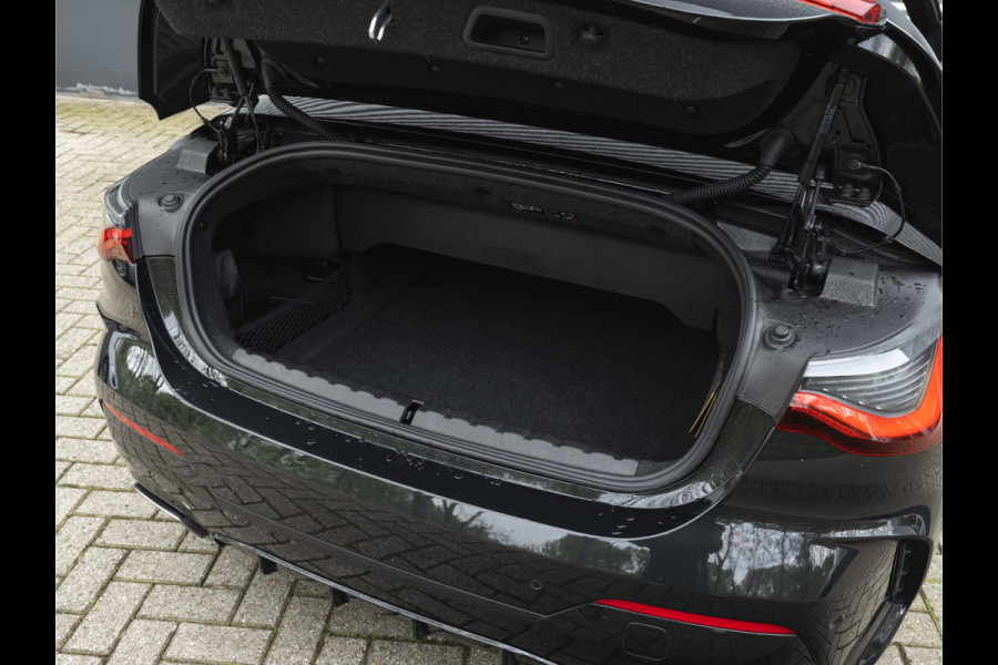 BMW 4 Serie Cabrio M440i xDrive - Air Collar - Driving Ass Prof - Stuurwiel Verwarmd