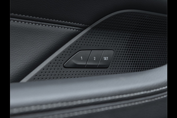 BMW 4 Serie Cabrio M440i xDrive - Air Collar - Driving Ass Prof - Stuurwiel Verwarmd