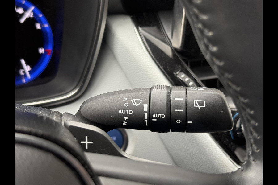 Toyota Corolla 2.0 Hybrid Style Plus JBL | Dodehoekherkenning, Parkeersensoren, Stoel + stuurverwarming, Apple CarPlay/Android Auto