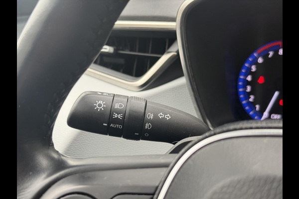 Toyota Corolla 2.0 Hybrid Style Plus JBL | Dodehoekherkenning, Parkeersensoren, Stoel + stuurverwarming, Apple CarPlay/Android Auto