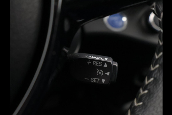 Toyota Yaris 1.5 HYBRID ENERGY PLUS STYLE PACK.CAMERA.LM VELGEN.GARANTIE TOT 4-2028