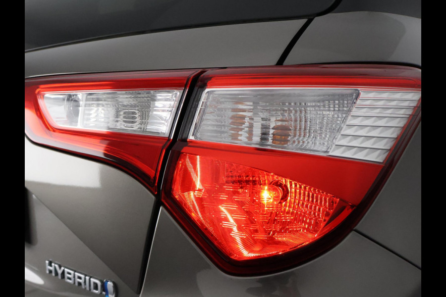 Toyota Yaris 1.5 HYBRID ENERGY PLUS STYLE PACK.CAMERA.LM VELGEN.GARANTIE TOT 4-2028