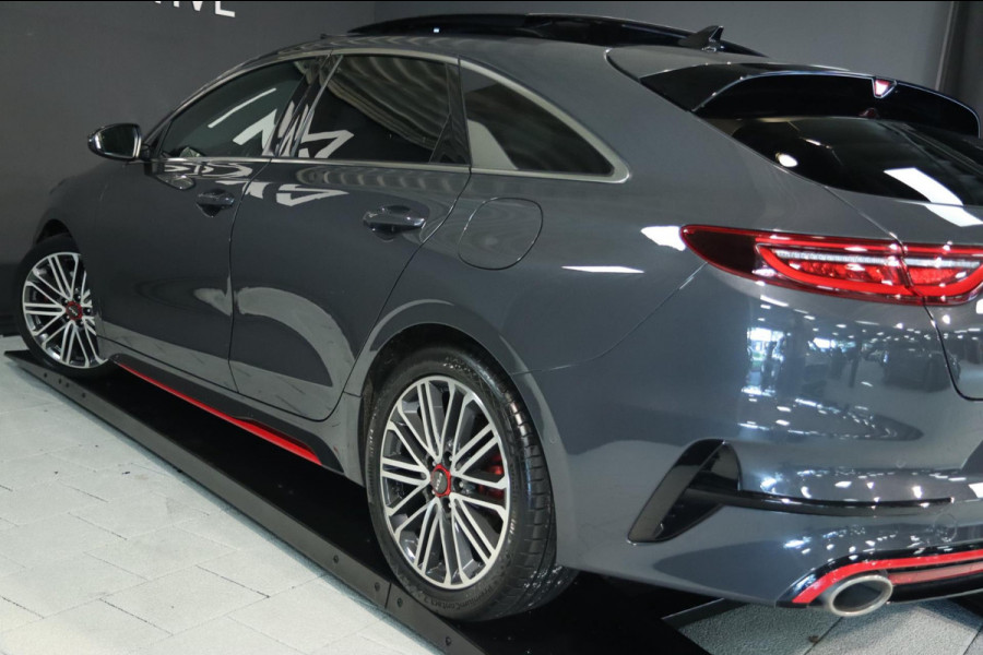 Kia ProCeed 1.6 T-GDI GT / PANODAK / KEYLESS / DODEHOEK / MEMORY / CAMERA