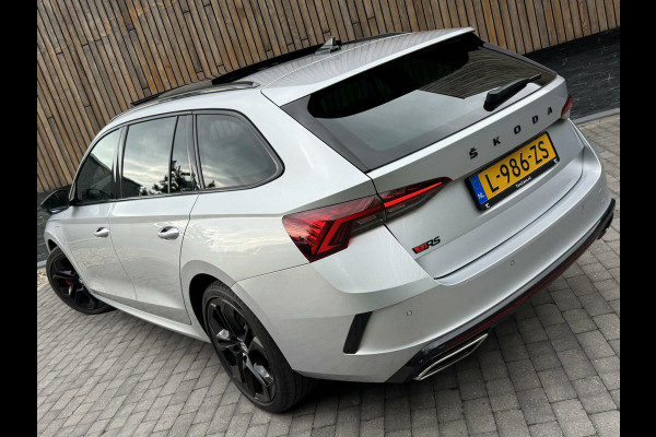 Škoda Octavia Combi 1.4 TSI RS iV PHEV Panoramadak | Head-up display | Achteruitrijcamera | Matrix LED | Stoel en stuurverwarming | Cruise con