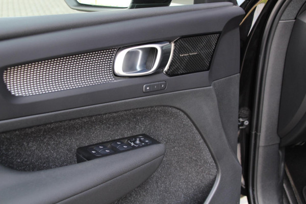 Volvo XC40 1.5 T5 Recharge R-Design | Pano | Memory | H&K | Leder