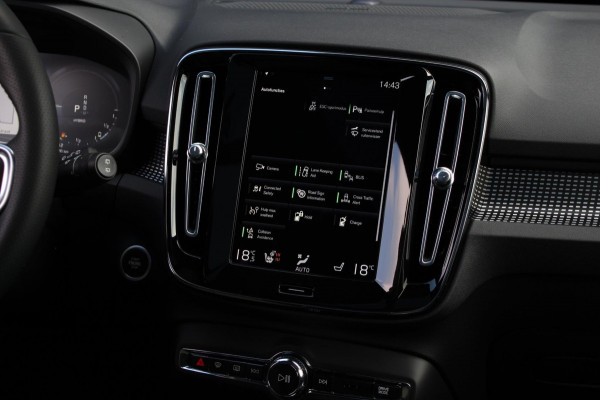 Volvo XC40 1.5 T5 Recharge R-Design | Pano | Memory | H&K | Leder