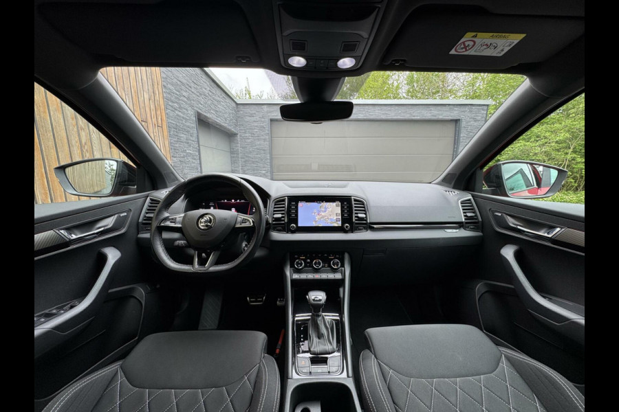 Škoda Karoq 1.5 TSI Sportline Automaat | Stoelverwarming | Apple CarPlay | LED verlichting | Trekhaak uitklapbaar | Adaptieve cruise control